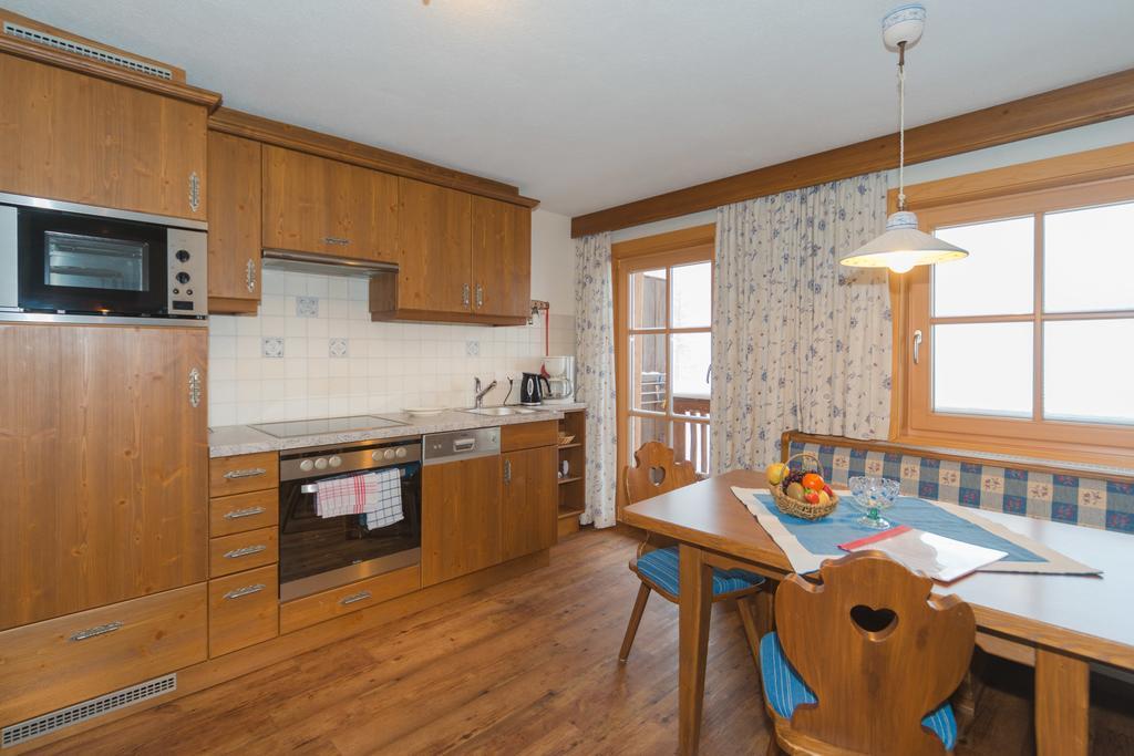 Appartement Gloesalm à Ramsau am Dachstein Chambre photo